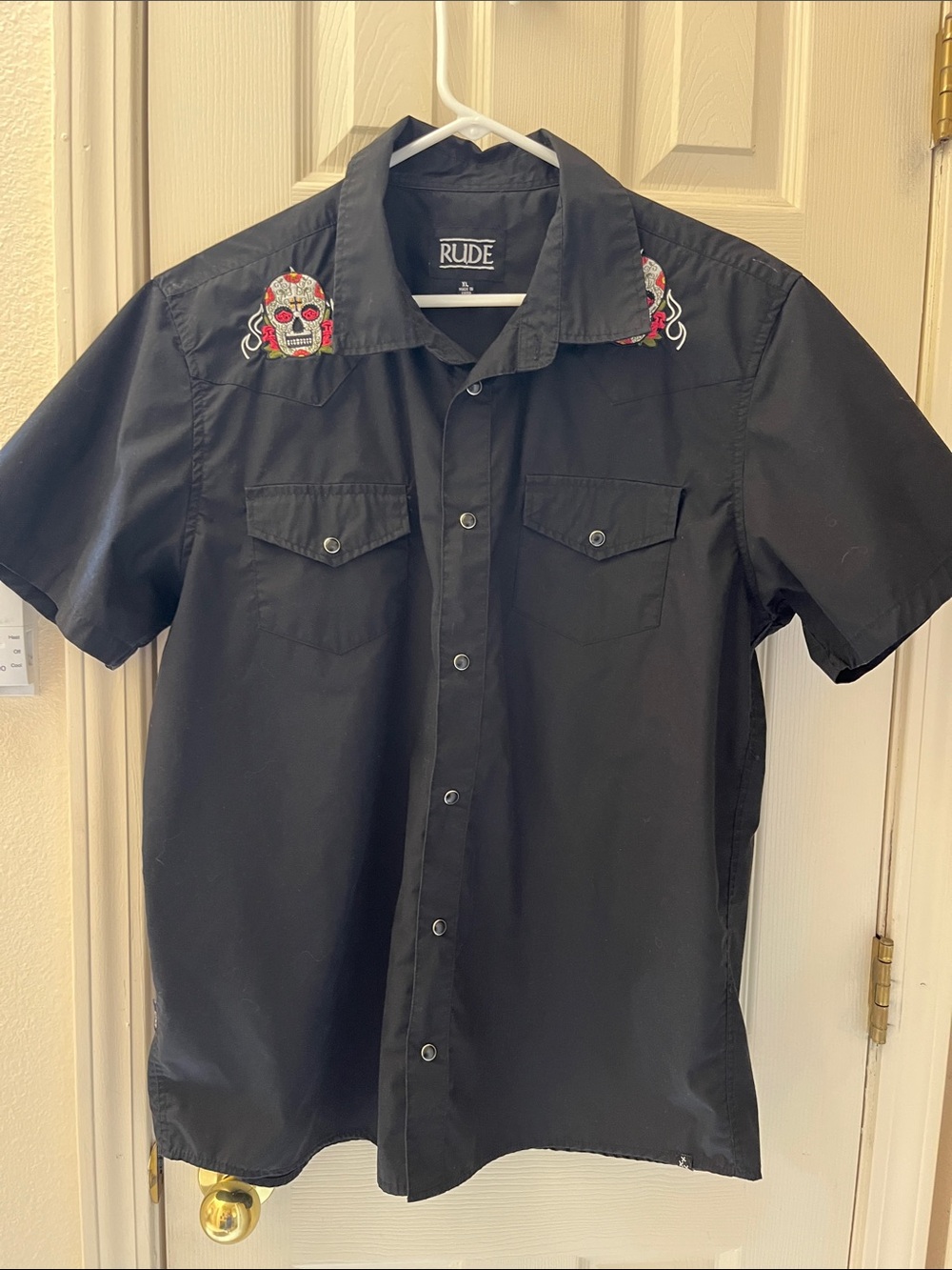 RUDE Black Short-Sleeve Button-Down Shirt with Embroidered Skull Accents